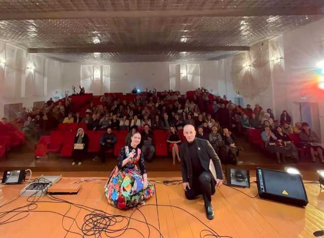 Марта Серебрякова поздравила с профессиональным праздником педагогов Малосердобинского района